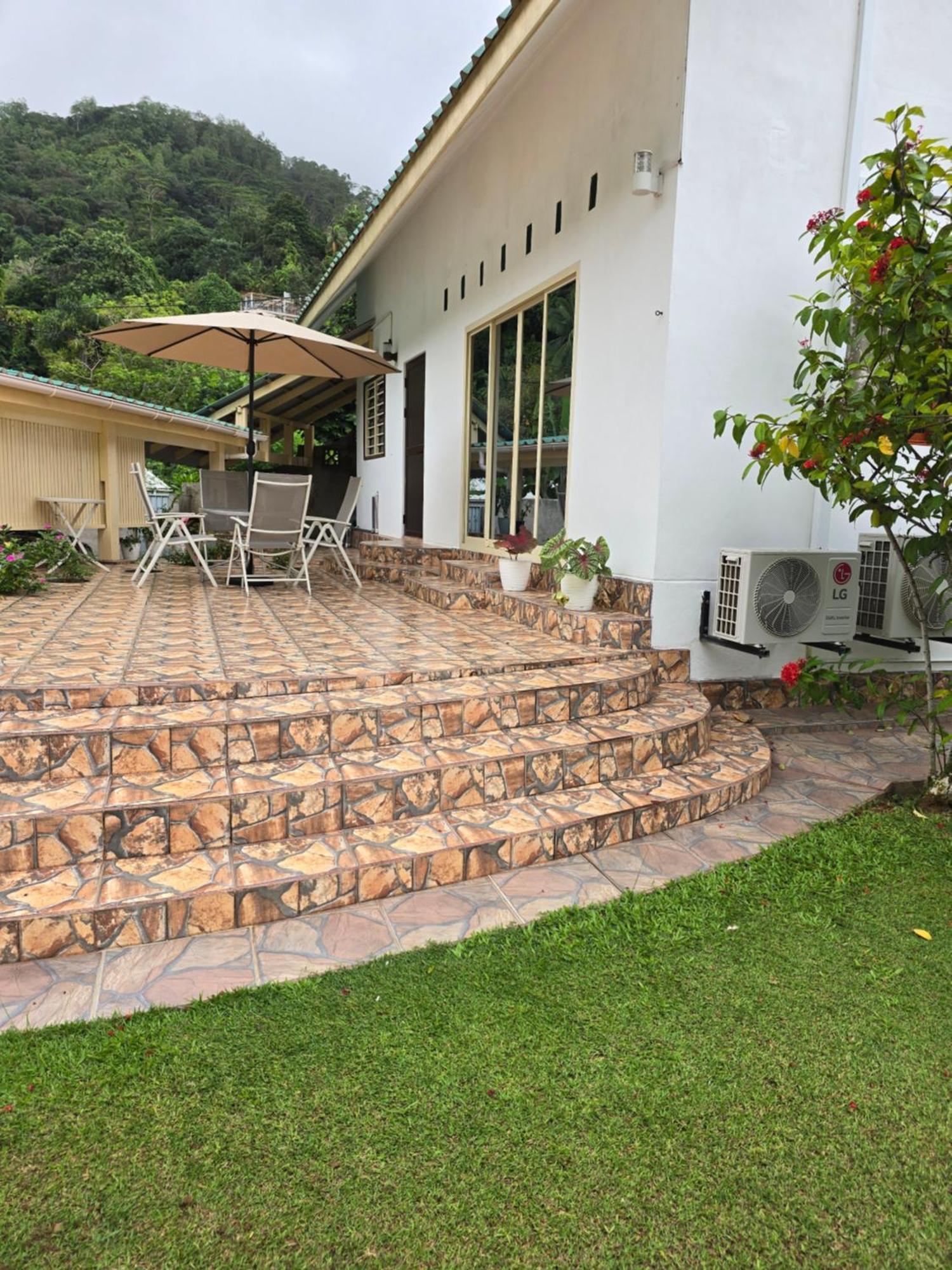 Loversnest Self Catering Anse aux Pins Exterior foto